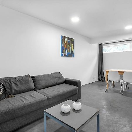 Lovely Studio Apartment With Hot Tub Reykjavík Eksteriør bilde